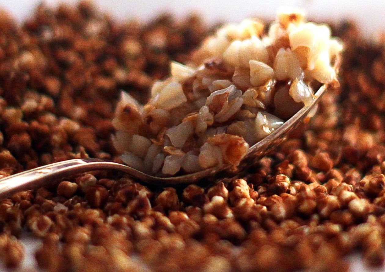 В какой воде варить гречку В какой воде варить гречку