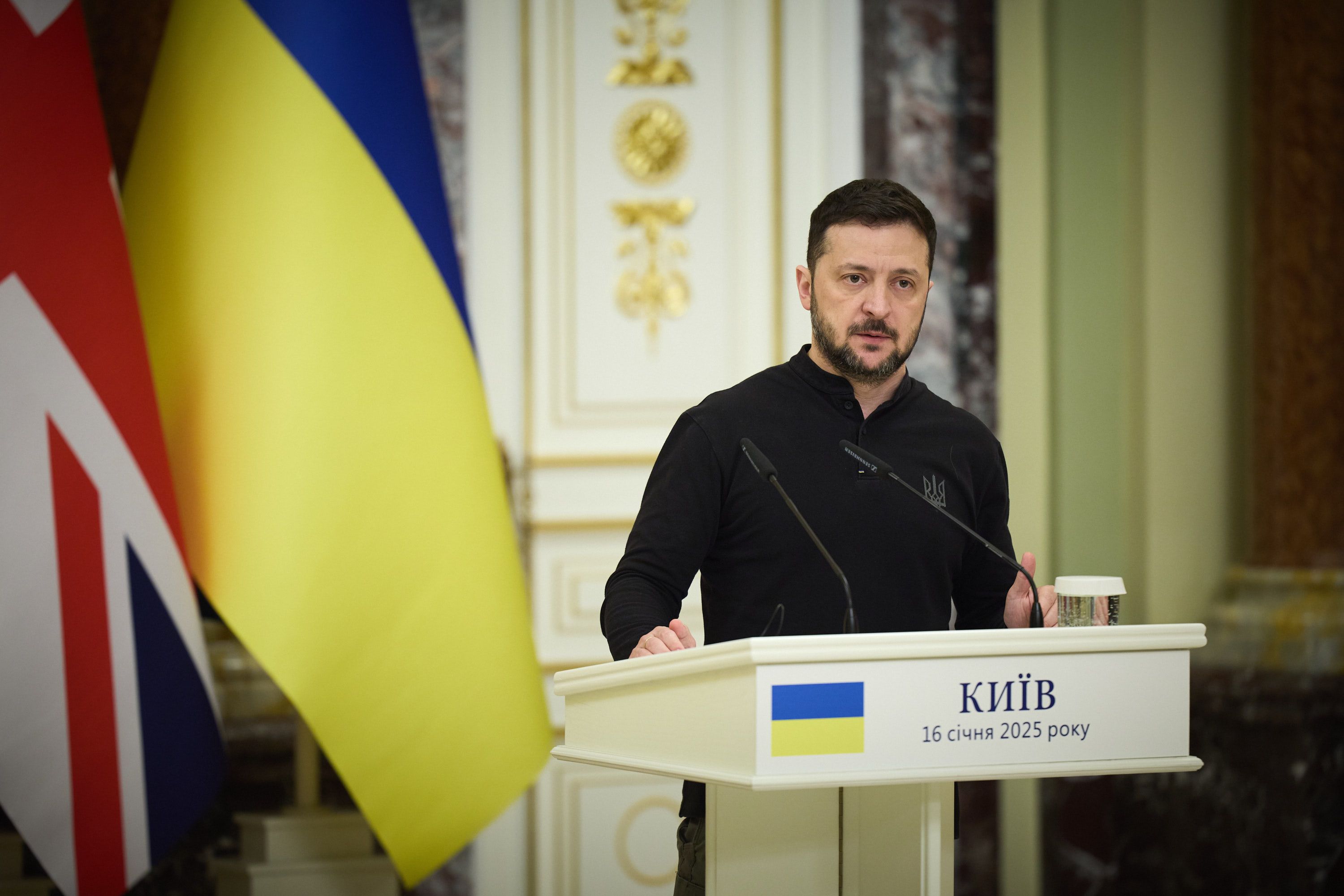 Зеленський розповів про пункти сторічної угоди з Британією Зеленський розповів про пункти сторічної угоди з Британією