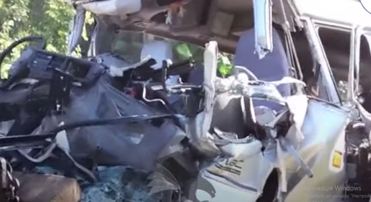 4 Автобус с российскими туристами столкнулся с цементовозом в Шри-Ланке - 24 Канал 4 Автобус с российскими туристами столкнулся с цементовозом в Шри-Ланке - 24 Канал