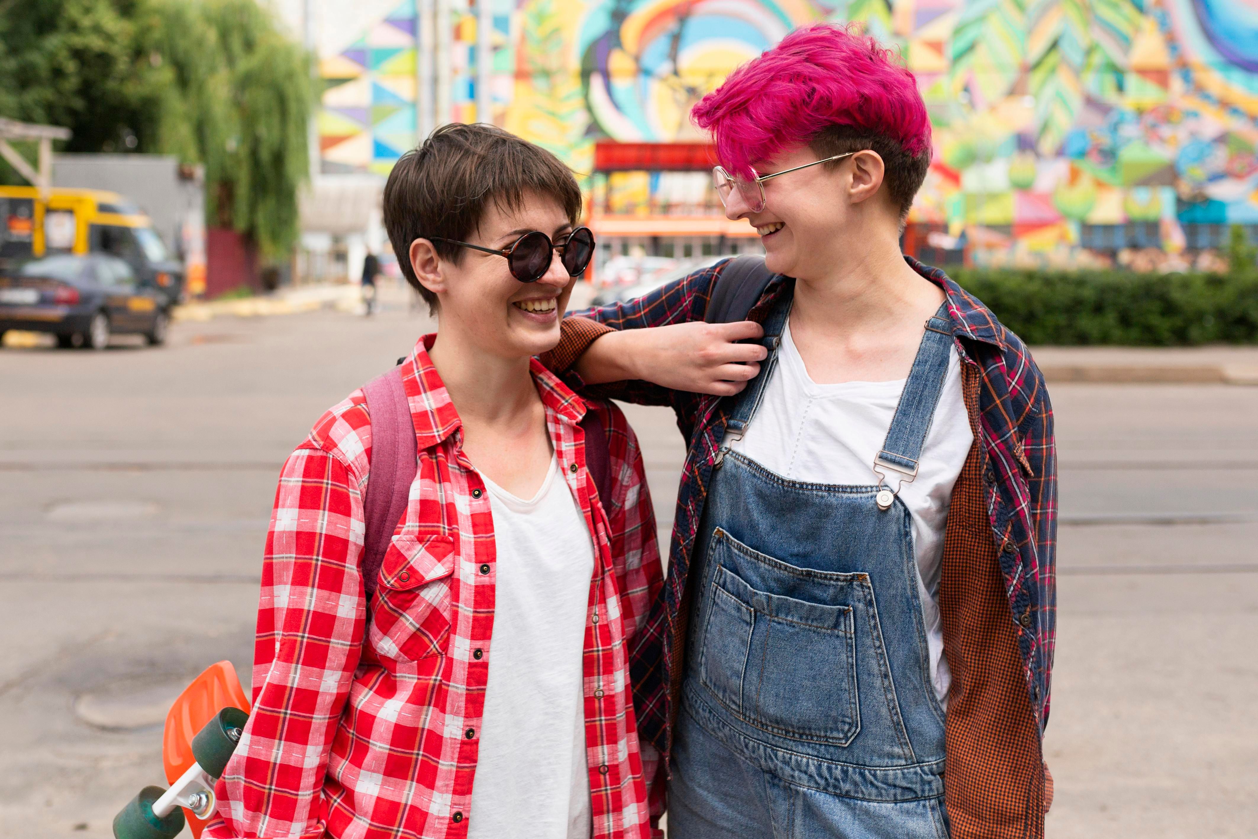 Как по-украински говорить о многоцветности Как по-украински говорить о многоцветности