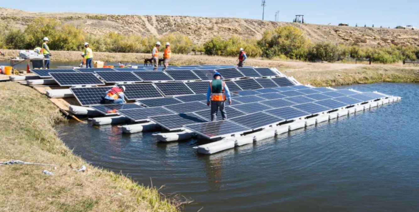 Вчені створили плаваючі сонячні станції Вчені створили плаваючі сонячні станції