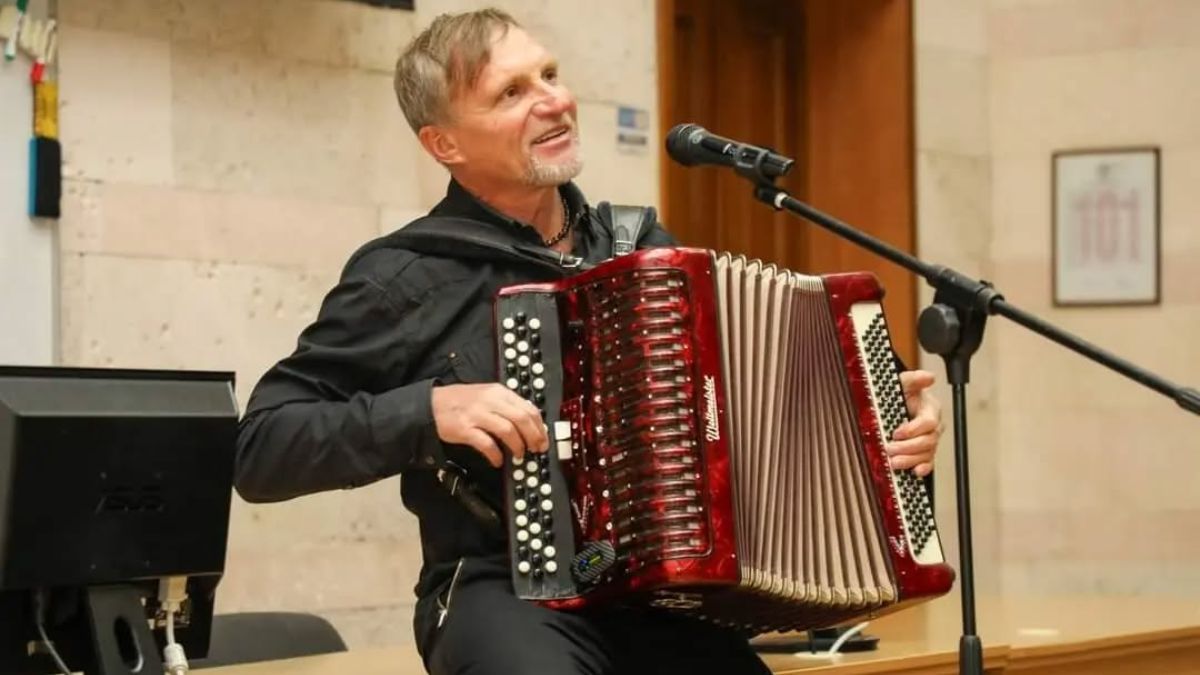 Олег Скрипка Олег Скрипка