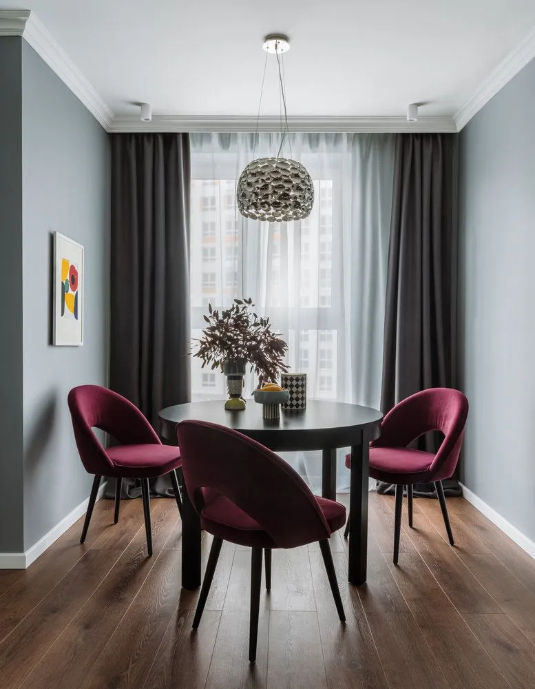 вишневі стільці вишневі стільці