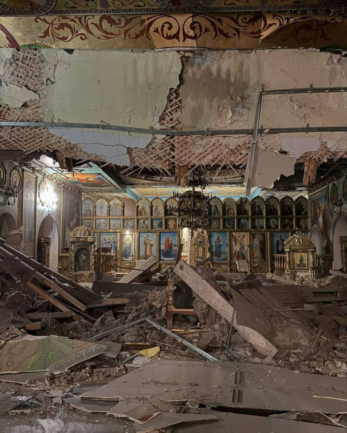 Удар по Свято-Андріївському Кафедральному Соборі УПЦ МП Удар по Свято-Андріївському Кафедральному Соборі УПЦ МП