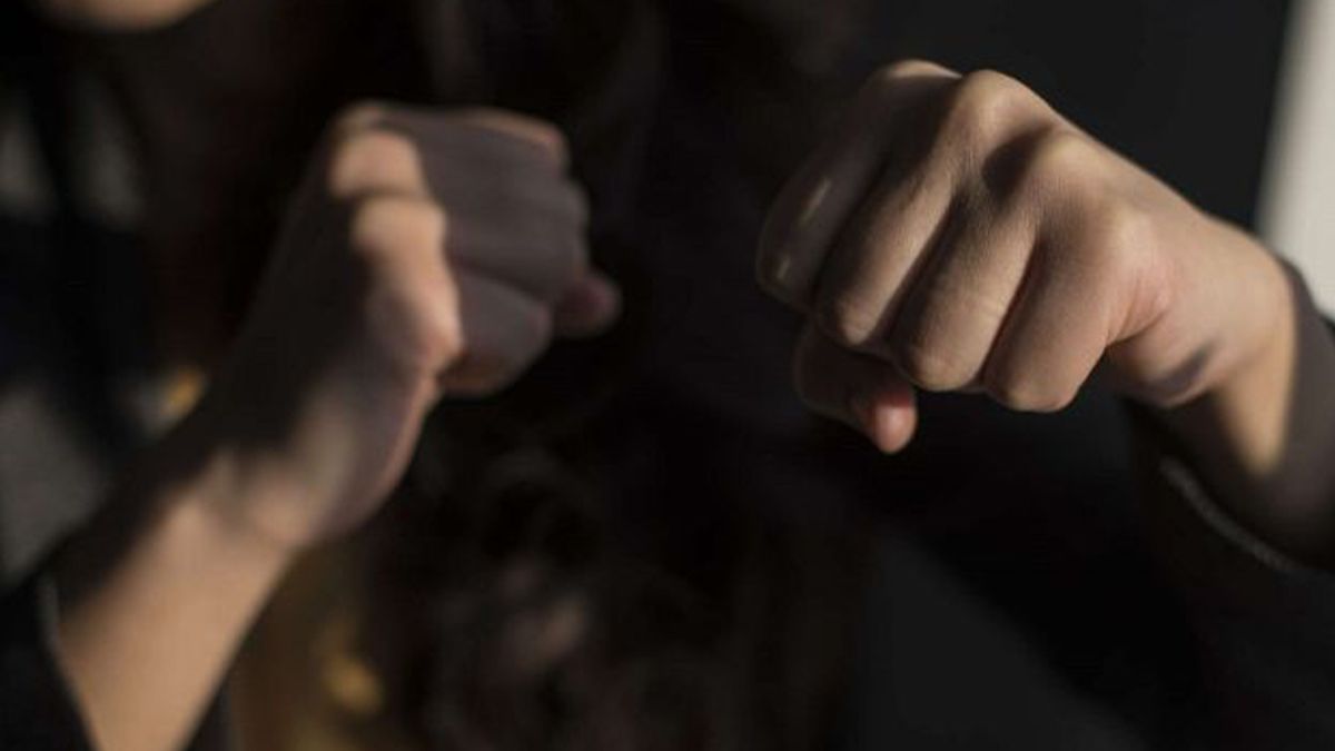 12-річну дівчинку у Білій Церкві побили підлітки 12-річну дівчинку у Білій Церкві побили підлітки