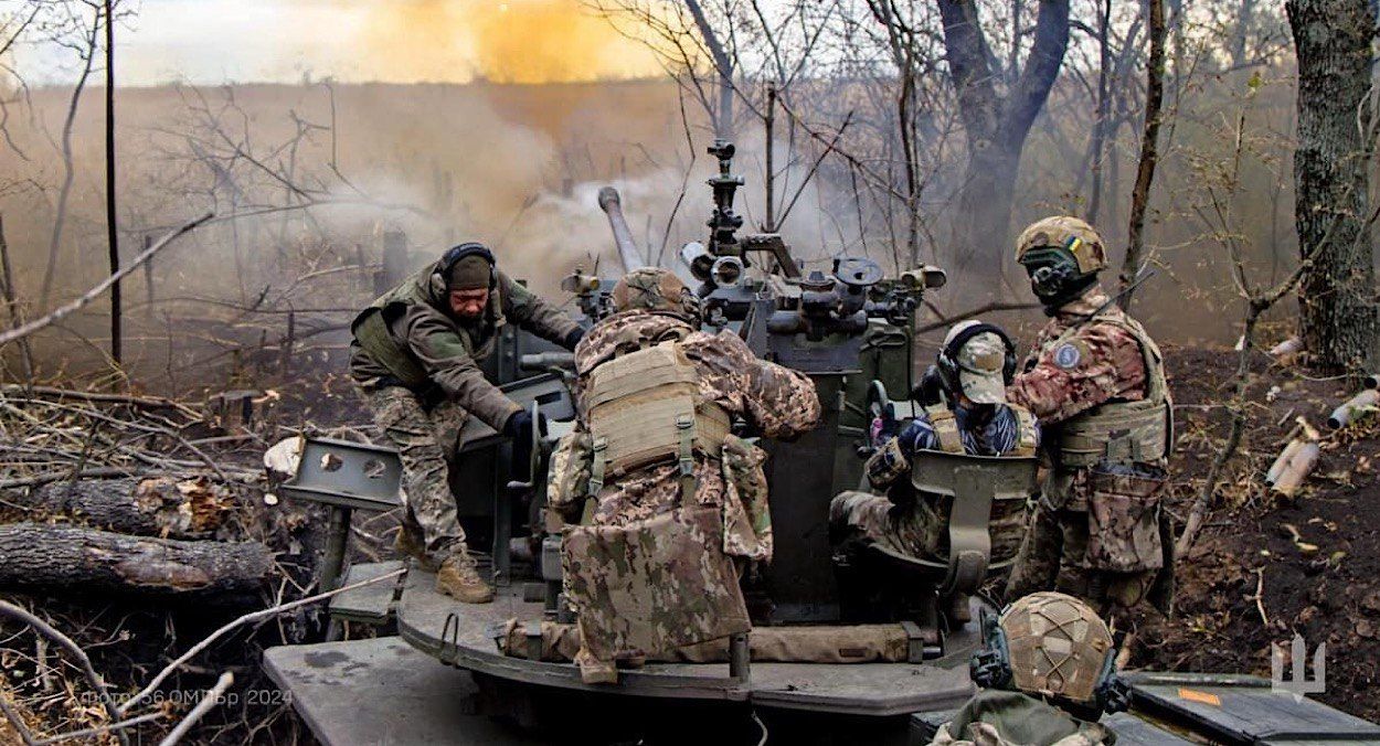 Вовчанськ став епіцентром авіаударів та атак ворога Вовчанськ став епіцентром авіаударів та атак ворога