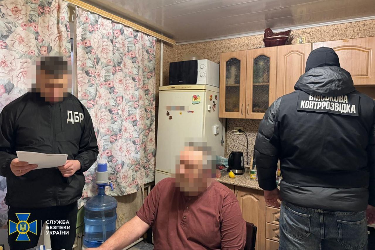 Бездействие во время захвата части Харьковщины: СМИ узнали имена задержанных генералов - 24 Канал Бездействие во время захвата части Харьковщины: СМИ узнали имена задержанных генералов - 24 Канал