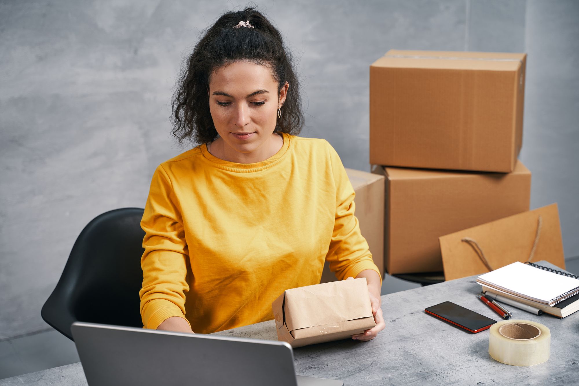 Законопроект о налоге на все посылки из-за рубежа зарегистрировали в Раде - Бизнес Законопроект о налоге на все посылки из-за рубежа зарегистрировали в Раде - Бизнес