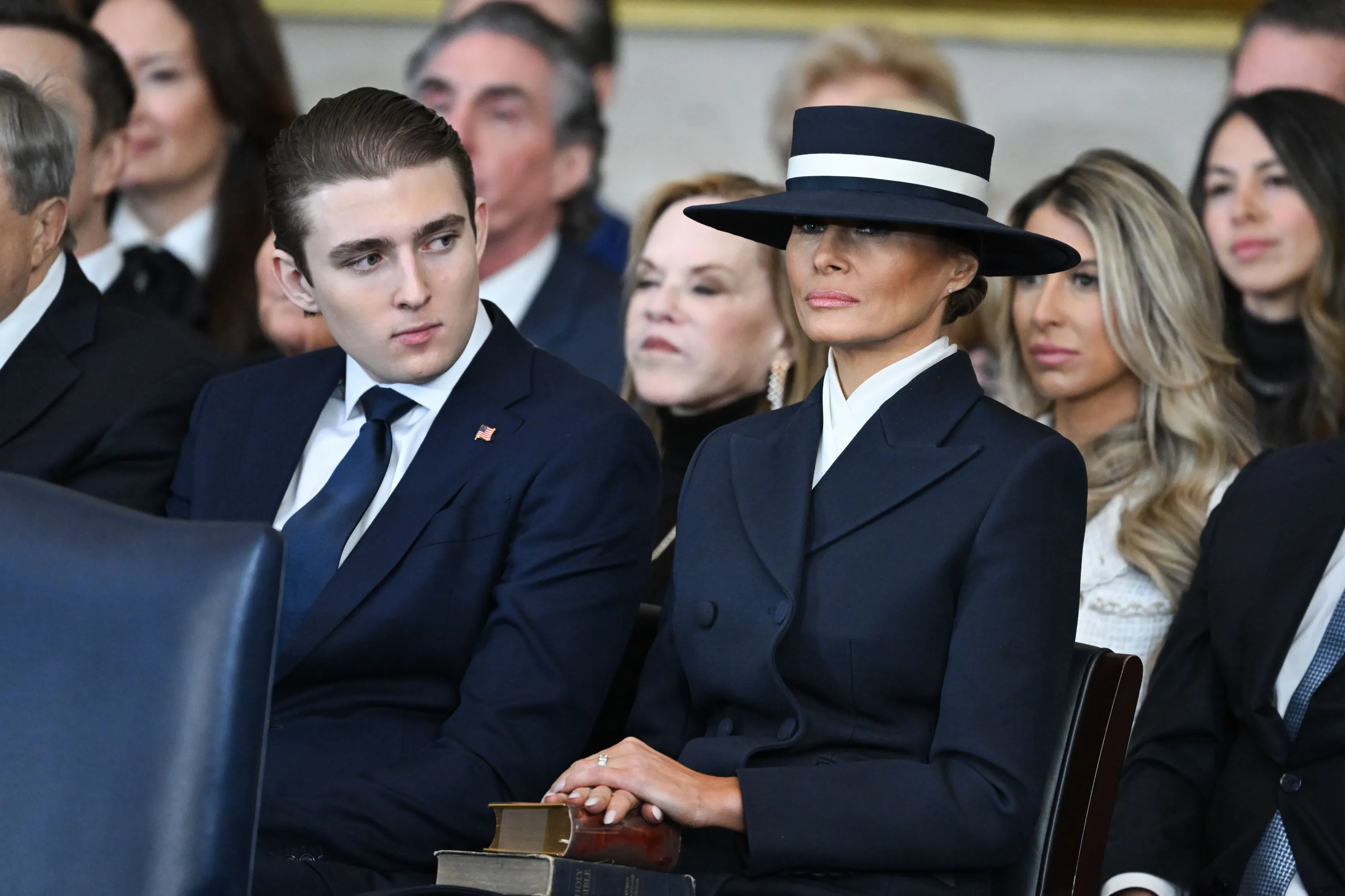 Меланія Трамп з сином Меланія Трамп з сином
