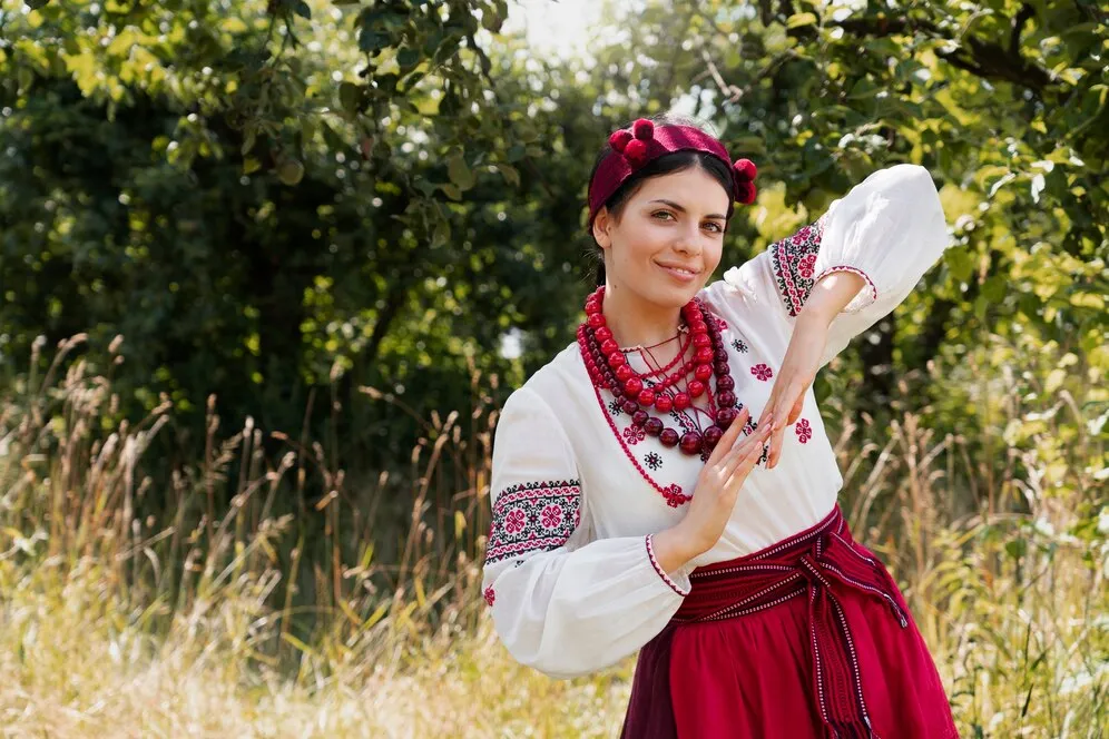 Прізвища, які походять від жіночих імен Прізвища, які походять від жіночих імен