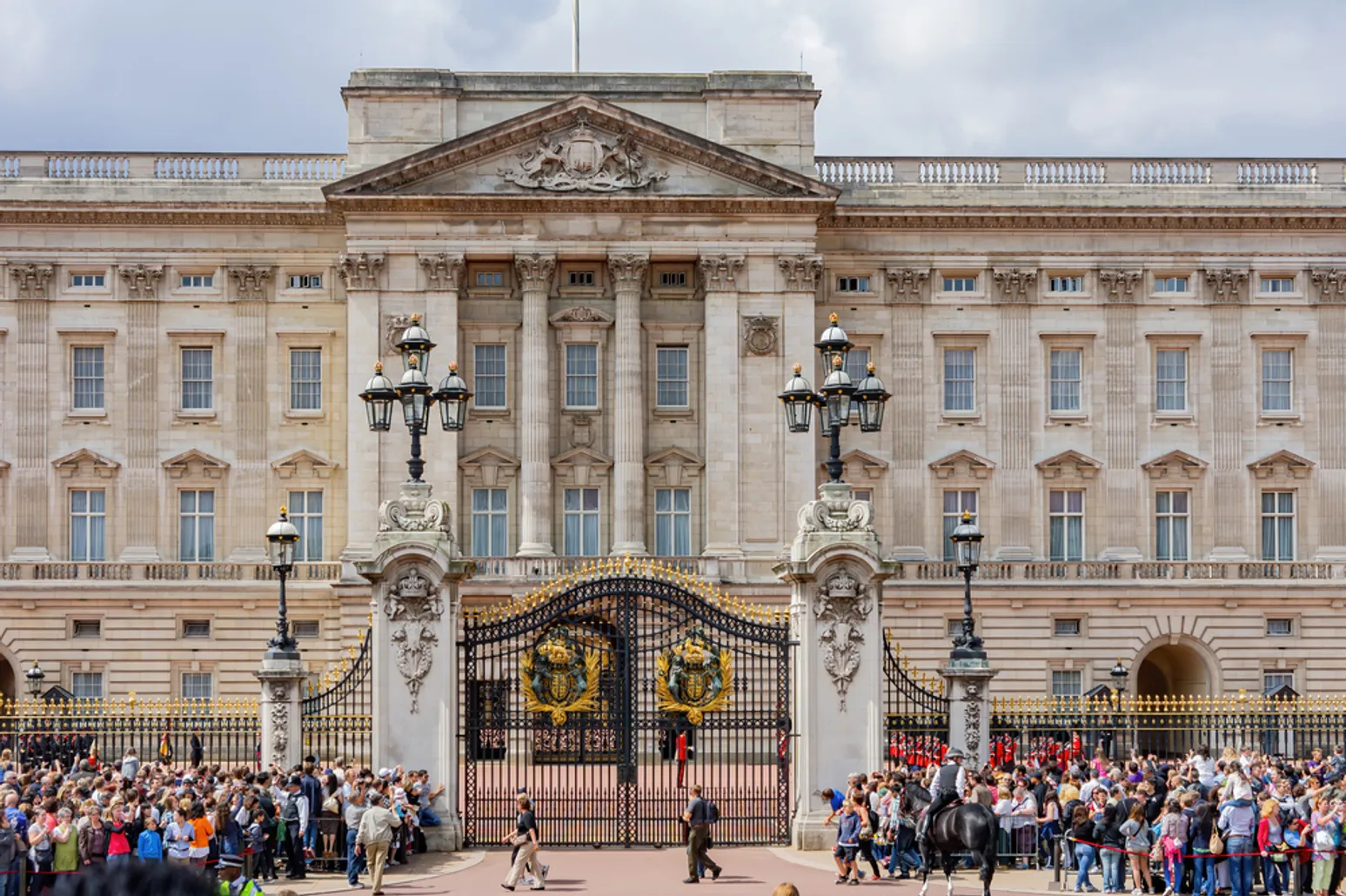 Букингемский дворец Букингемский дворец