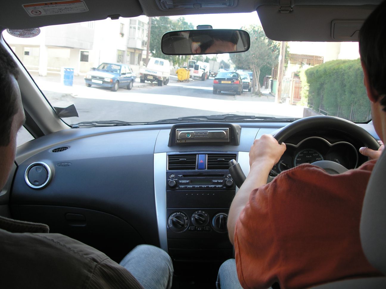 Праворульный автомобиль