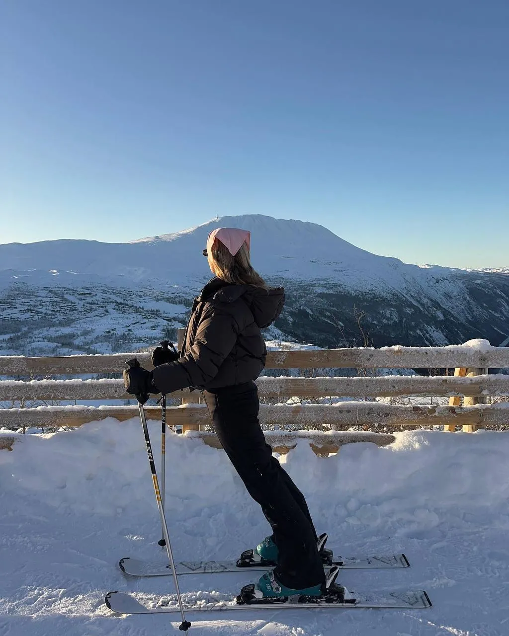 Зимові образи в стилі Après-ski