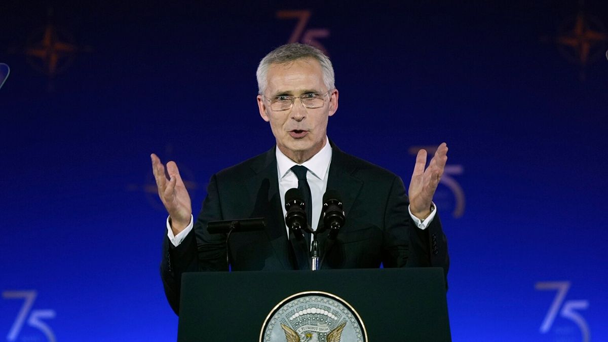 Столтенберг вважає, що війну в Україні можна закінчити у 2025 році Столтенберг вважає, що війну в Україні можна закінчити у 2025 році