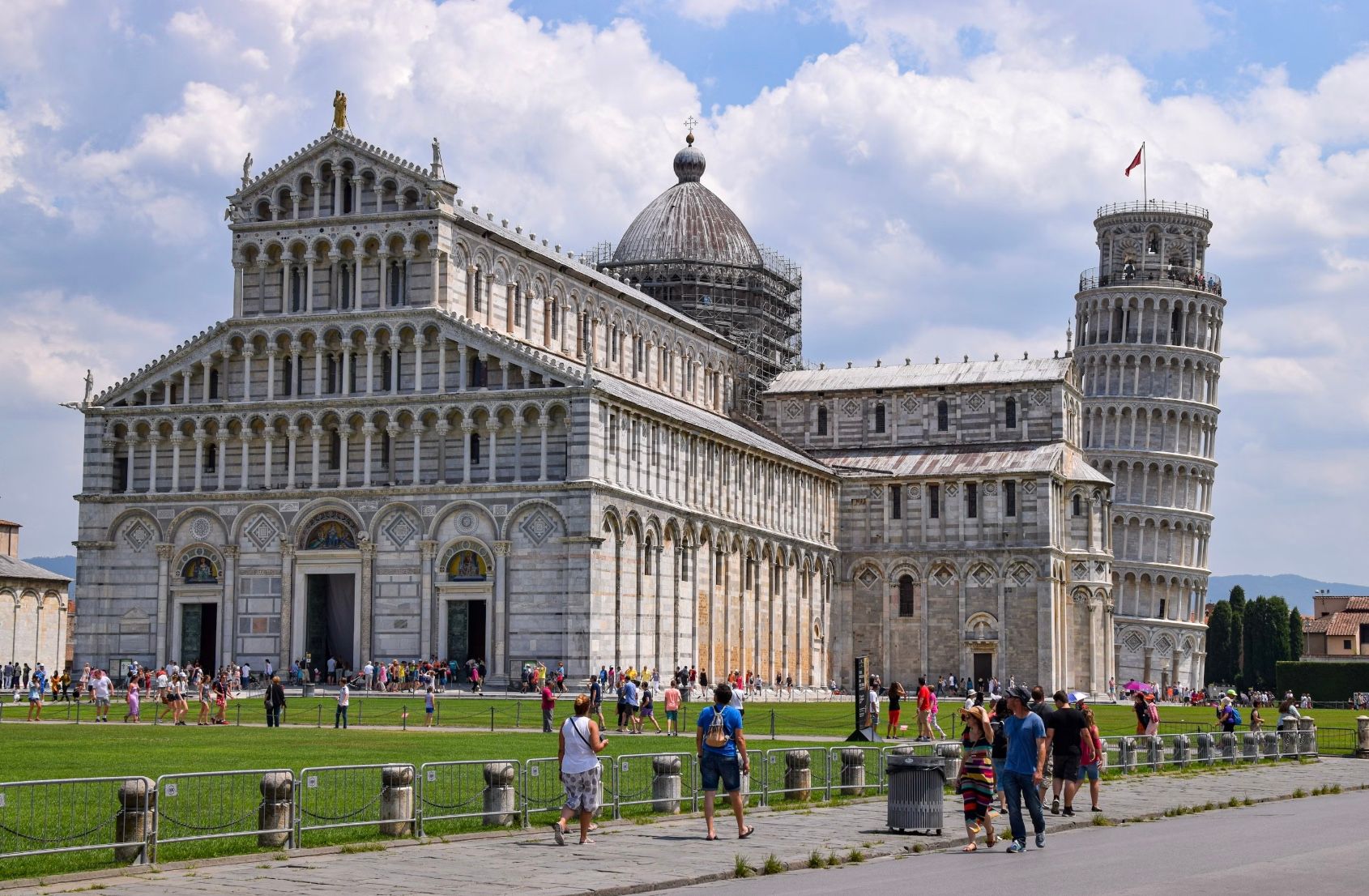 В Пизе повысили меры безопасности из-за преступности В Пизе повысили меры безопасности из-за преступности