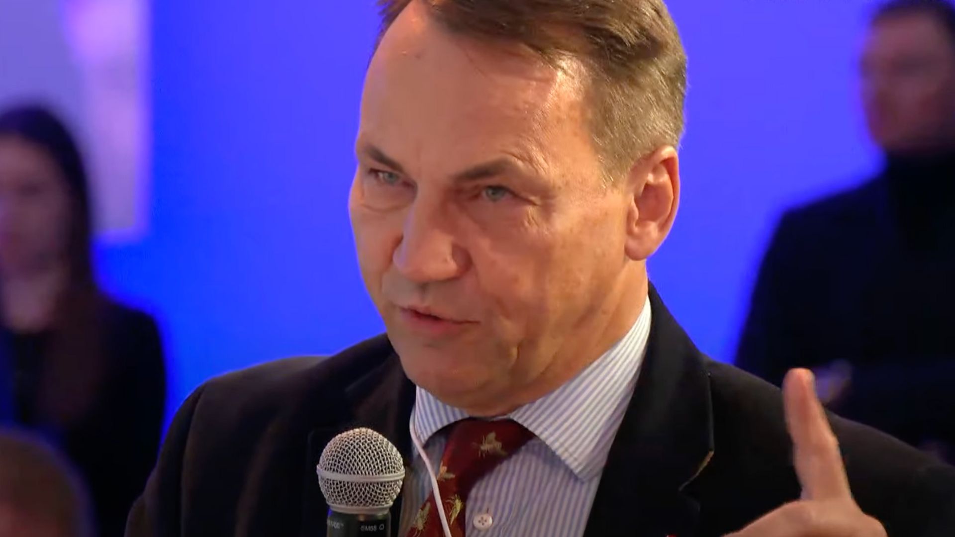 Сикорский высказался о встрече Путина с Трампом - 24 Канал Сикорский высказался о встрече Путина с Трампом - 24 Канал