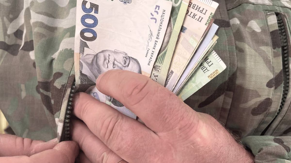 Что сказали в ВСУ о "миллионных премиях" для генералитета Что сказали в ВСУ о "миллионных премиях" для генералитета