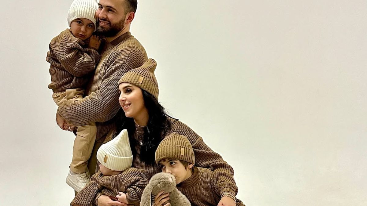 Джамала с мужем и сыновьями Джамала с мужем и сыновьями