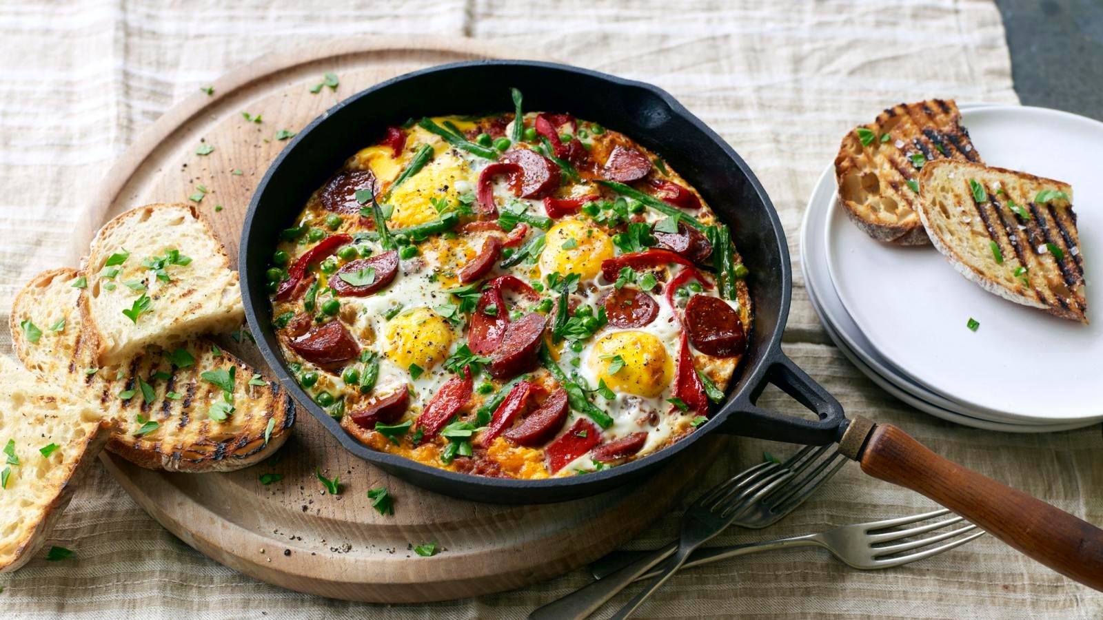 Починаємо тиждень яєчнею Фламенко Починаємо тиждень яєчнею Фламенко