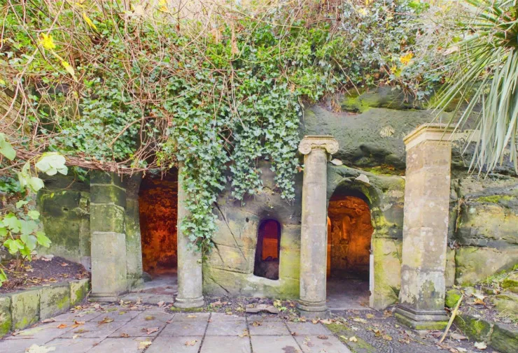 Нерухомість Будинок Печера Нерухомість Будинок Печера