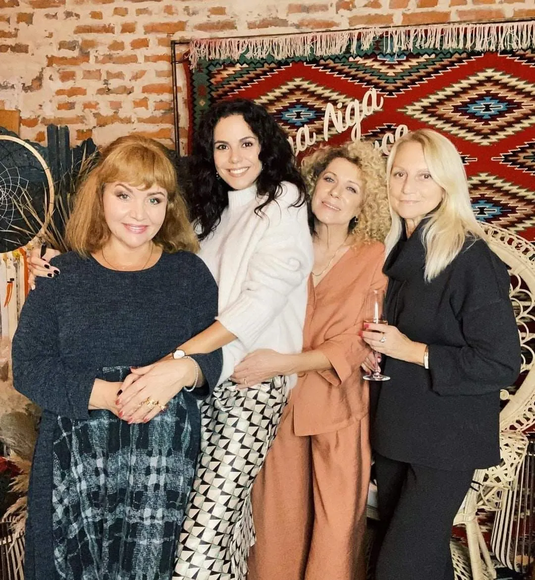 Алла Кудлай та Настя Каменських Алла Кудлай та Настя Каменських