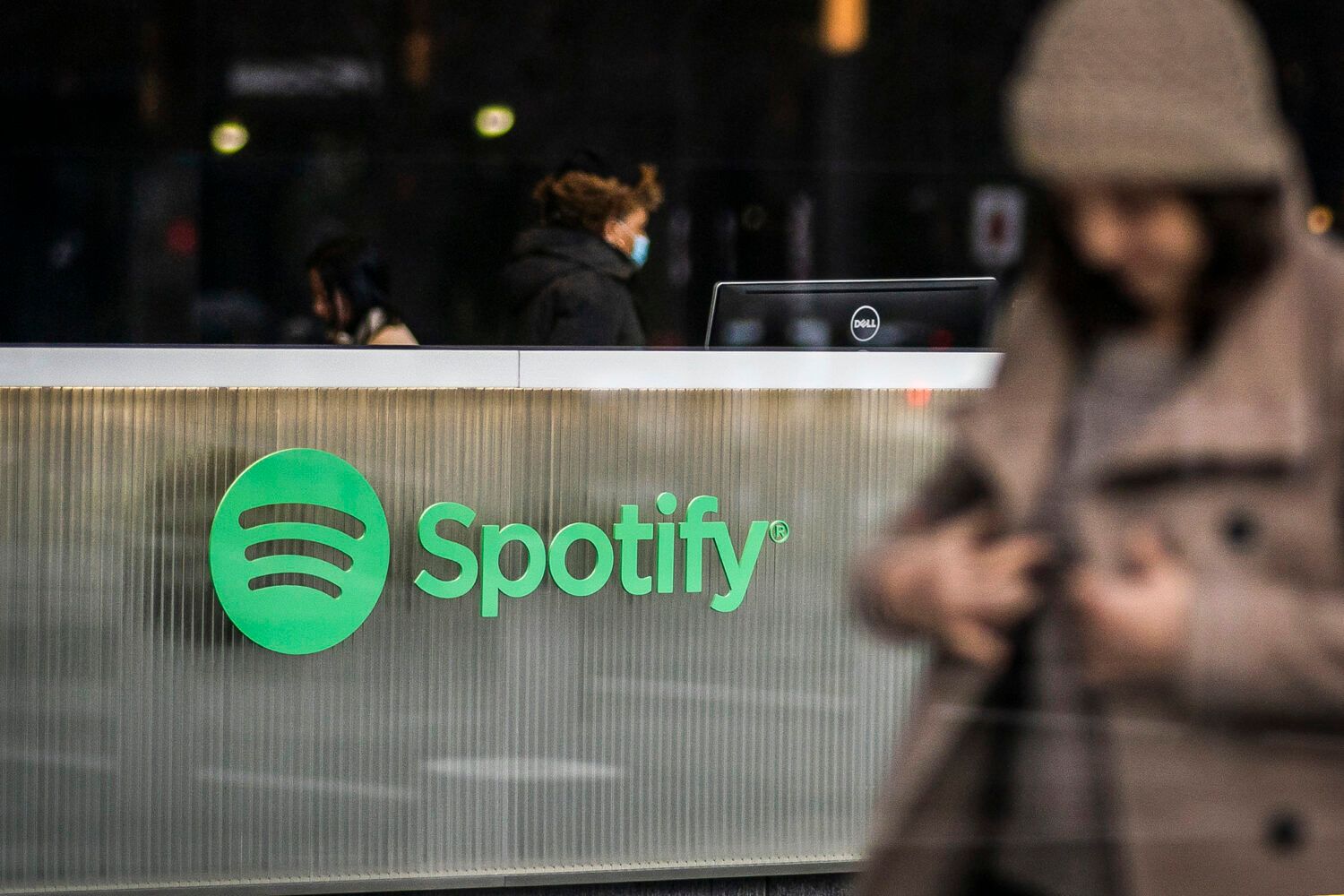 Spotify виплатила музикантам рекордну суму Spotify виплатила музикантам рекордну суму