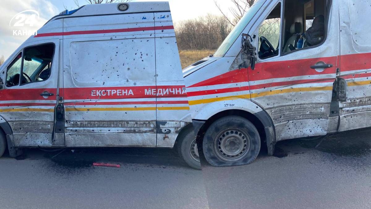 У Куп’янську окупанти атакували авто швидкої дроном - 24 Канал У Куп’янську окупанти атакували авто швидкої дроном - 24 Канал