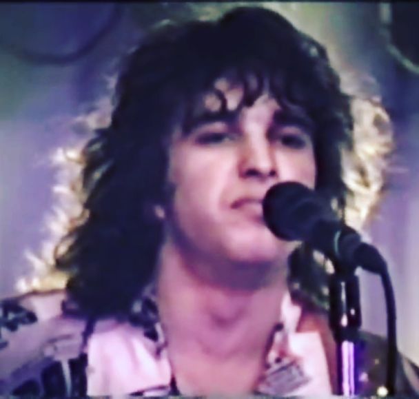 Як виглядав Павло Зібров у молодості та зараз