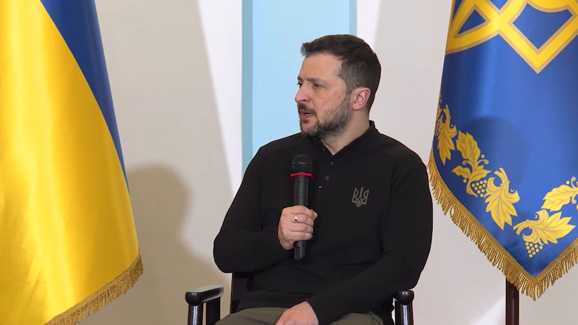 Зеленський відповів, що потрібно для завершення війни в Україні Зеленський відповів, що потрібно для завершення війни в Україні