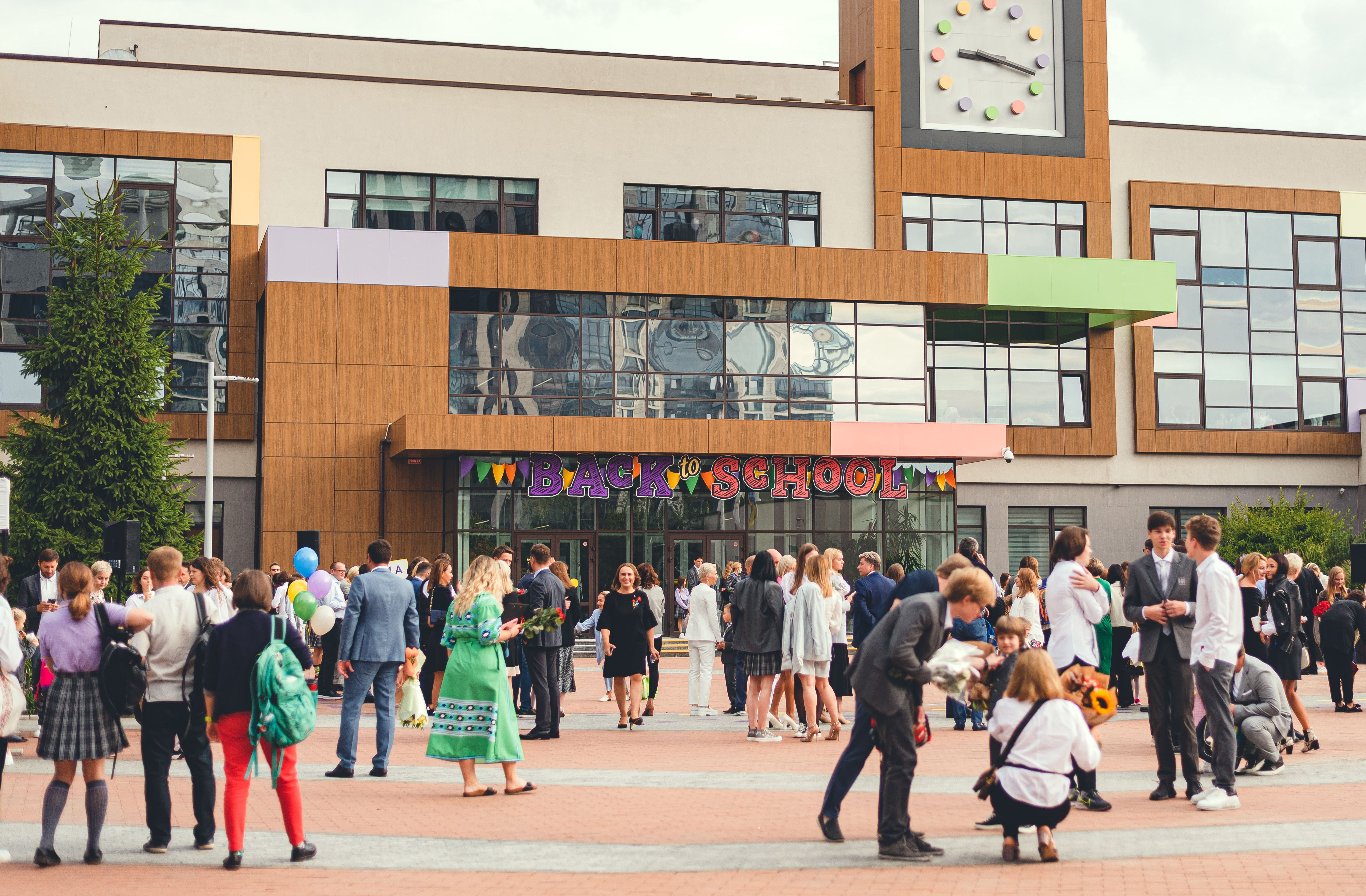 В одній з київських шкіл діти "гралися у ТЦК" В одній з київських шкіл діти "гралися у ТЦК"