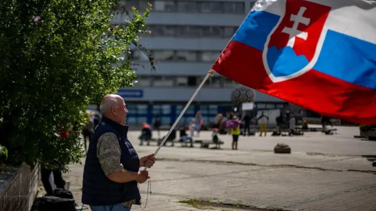 В МЗС прокоментували затримання українця у Словаччині, який "готував держпереворот" - 24 Канал В МЗС прокоментували затримання українця у Словаччині, який "готував держпереворот" - 24 Канал