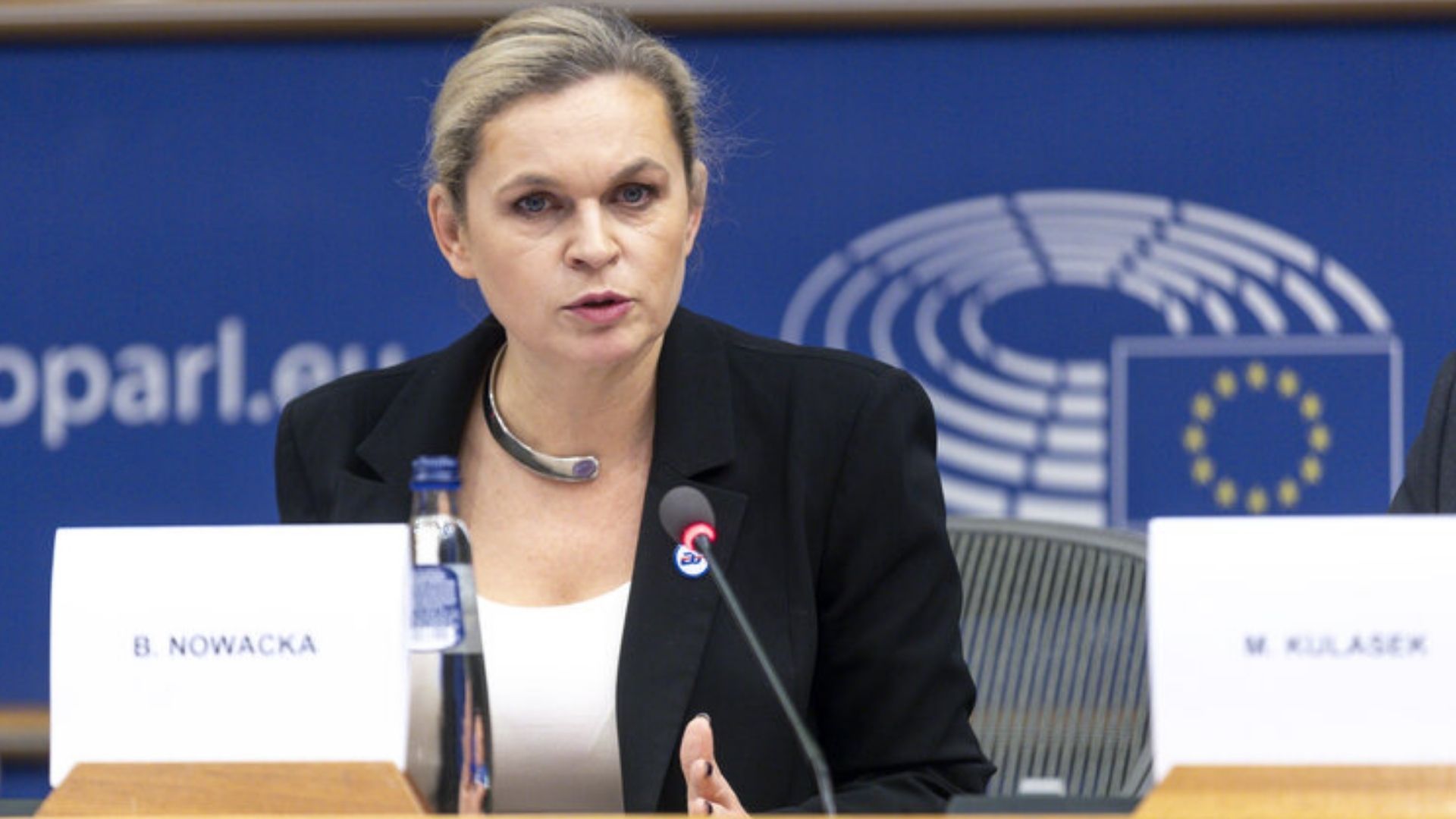 Оппозиция требует отставки министра образования Польши - 24 Канал Оппозиция требует отставки министра образования Польши - 24 Канал