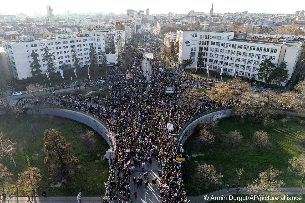 Протесты в Сербии Протесты в Сербии