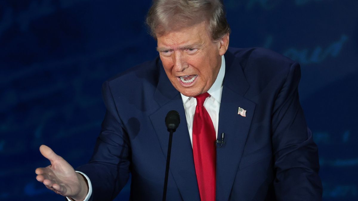 Трамп хочет ввести пошлины на импорт из ЕС Трамп хочет ввести пошлины на импорт из ЕС