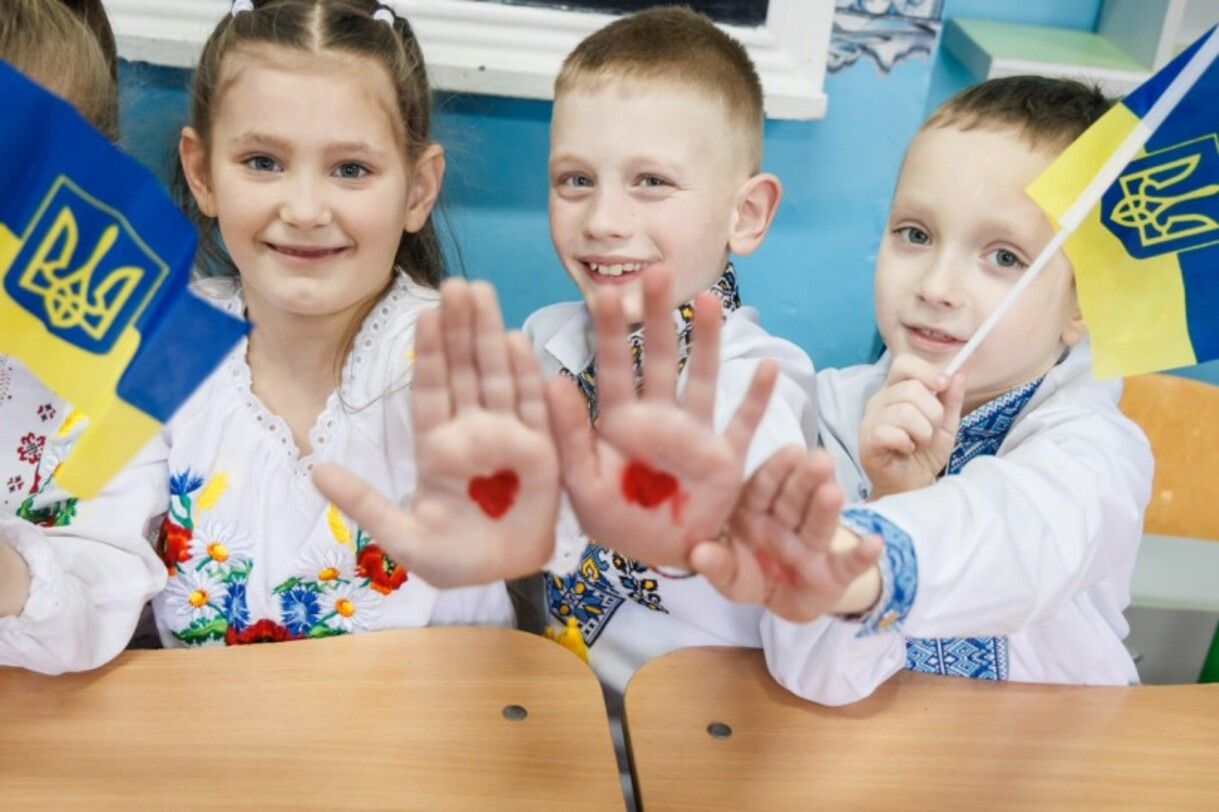 Восстановление Украины - почти уничтоженные Россией школы восстановят и модернизируют Восстановление Украины - почти уничтоженные Россией школы восстановят и модернизируют