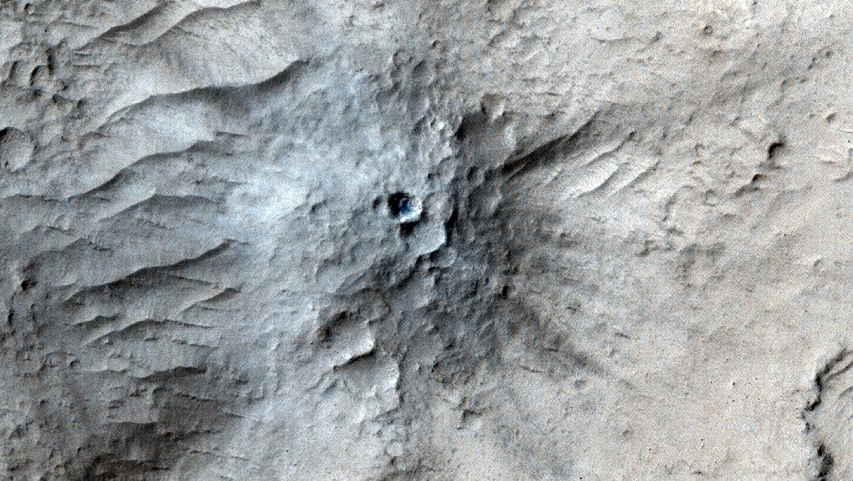 Кратер, зафіксований камерою HiRISE Кратер, зафіксований камерою HiRISE