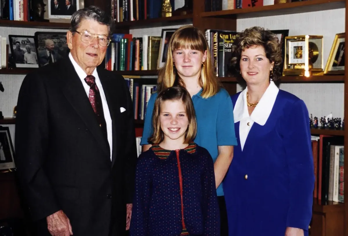 Рейган і Вайлз