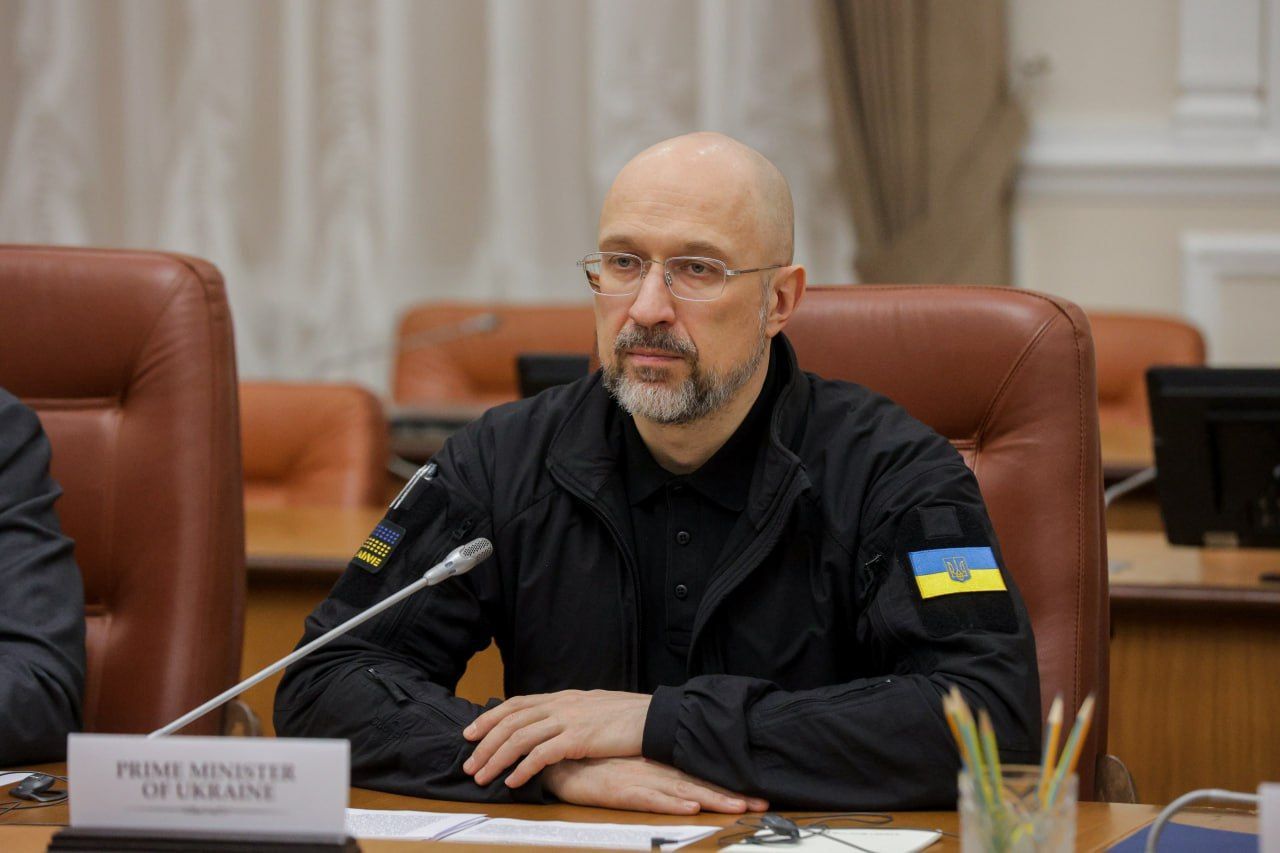 Де Україна братиме кошти