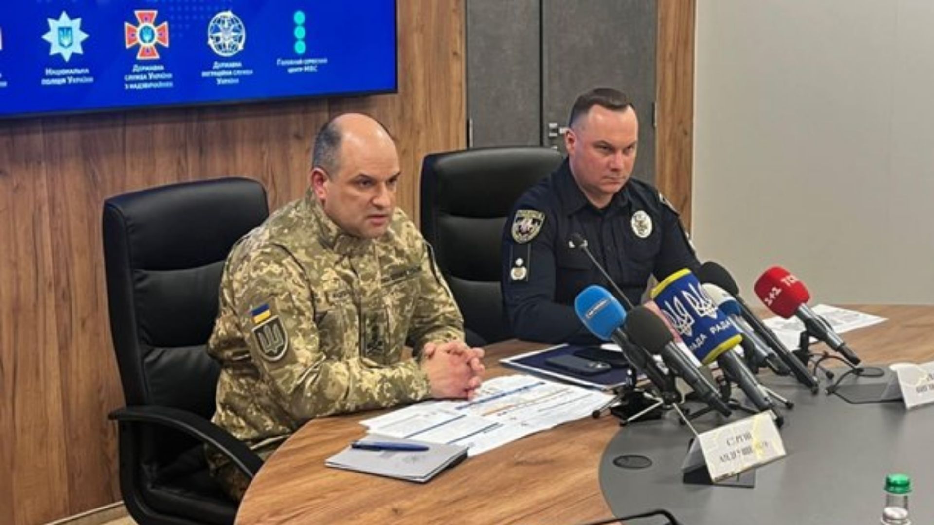 В полиции рассказали, кто организует теракты возле полиции и ТЦК - 24 Канал В полиции рассказали, кто организует теракты возле полиции и ТЦК - 24 Канал