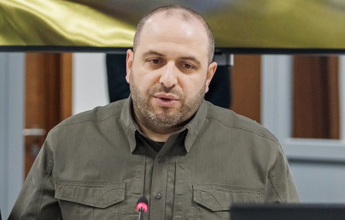 У Рустема Умерова самая высокая зарплата из членов Кабмина - новости Украины - 24 Канал У Рустема Умерова самая высокая зарплата из членов Кабмина - новости Украины - 24 Канал