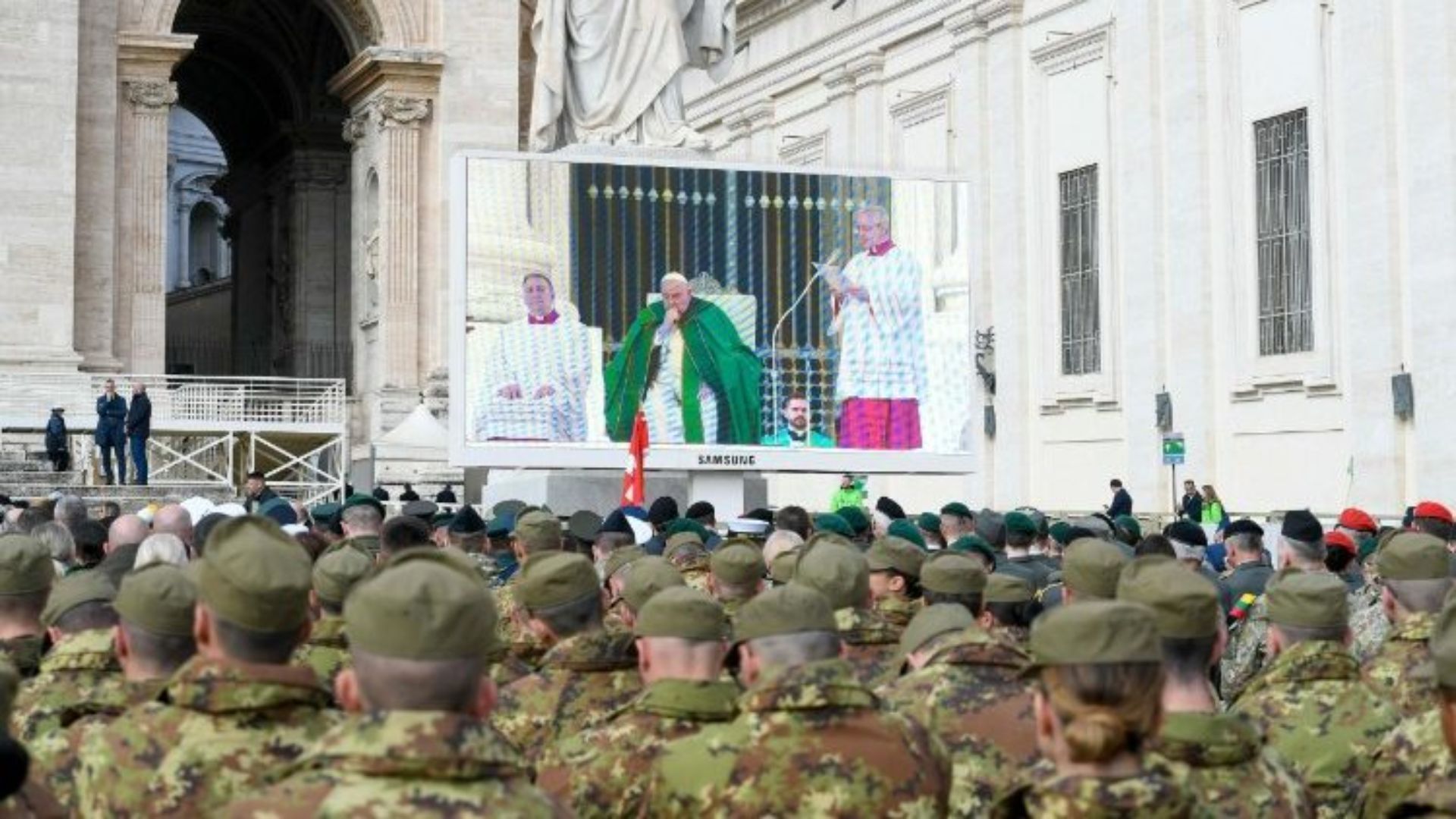 Папа не зміг завершити проповідь Папа не зміг завершити проповідь