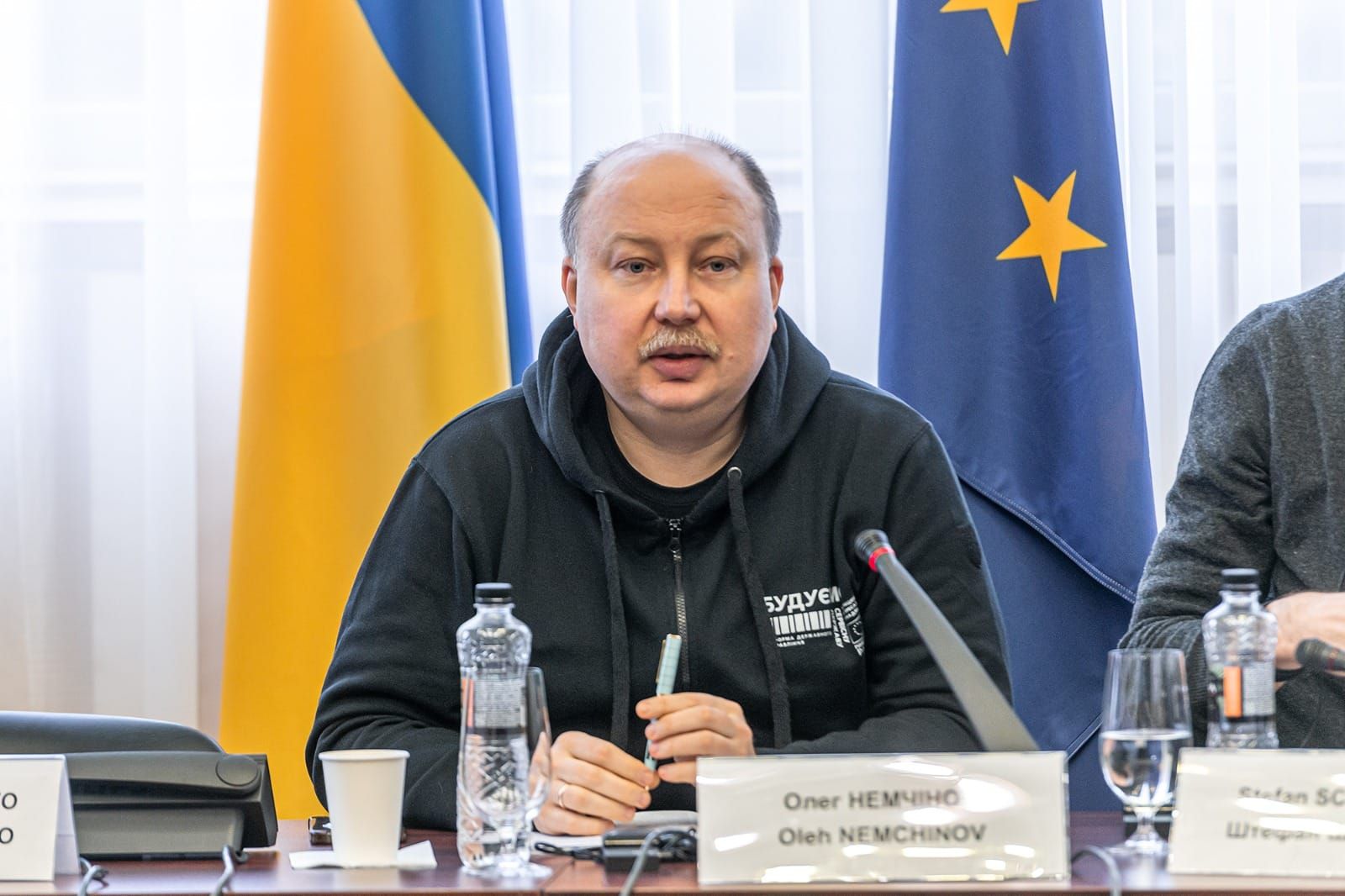 На что потратил помощь от государства Олег Немчинов На что потратил помощь от государства Олег Немчинов