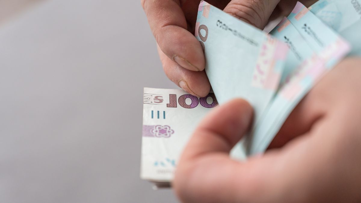 Кто должен вернуть тысячу Зеленского Кто должен вернуть тысячу Зеленского