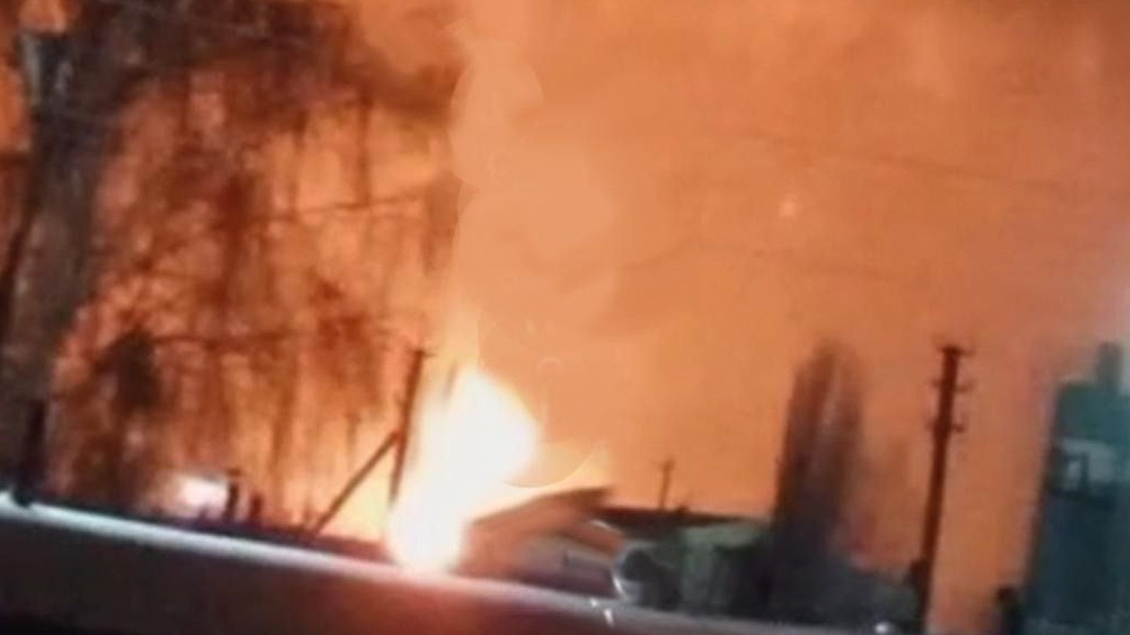 Возник пожар: Силы обороны метко ударили по НПЗ в Саратовской области - 24 Канал Возник пожар: Силы обороны метко ударили по НПЗ в Саратовской области - 24 Канал