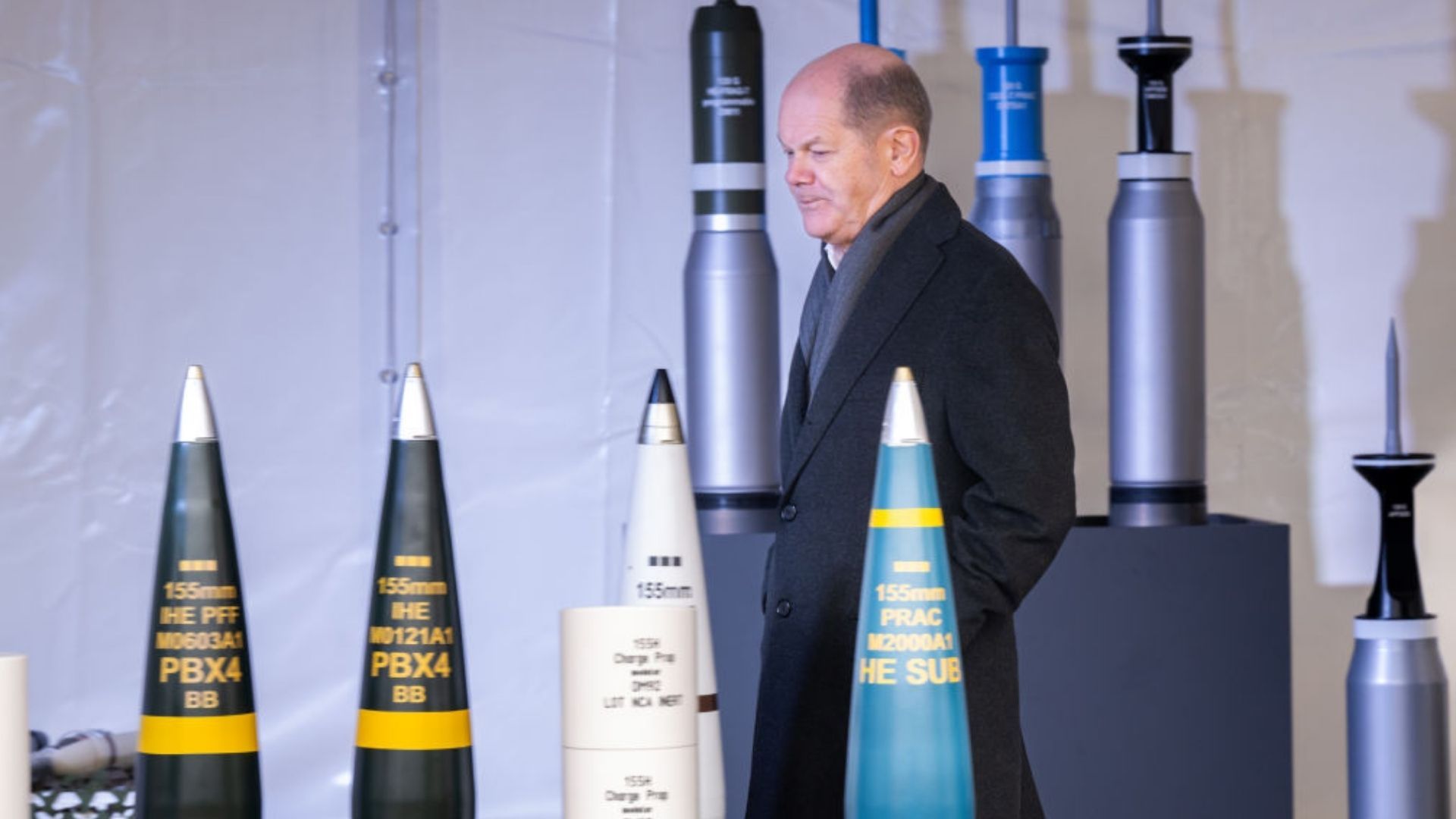 Шольц поддерживает дальнейшее предоставление помощи для Украины Шольц поддерживает дальнейшее предоставление помощи для Украины