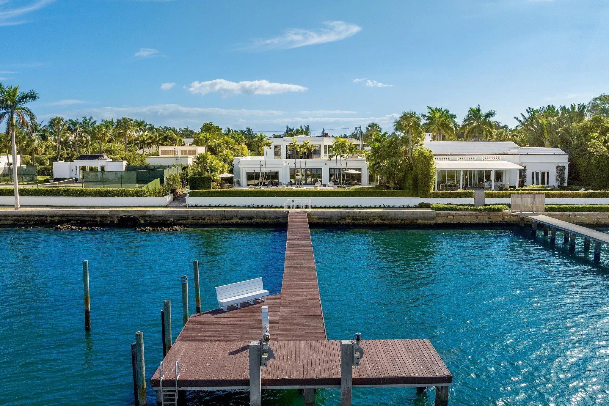 Стоимость дома снизили на 16 миллионов долларов - его никто не хотел покупать - Недвижимость Стоимость дома снизили на 16 миллионов долларов - его никто не хотел покупать - Недвижимость