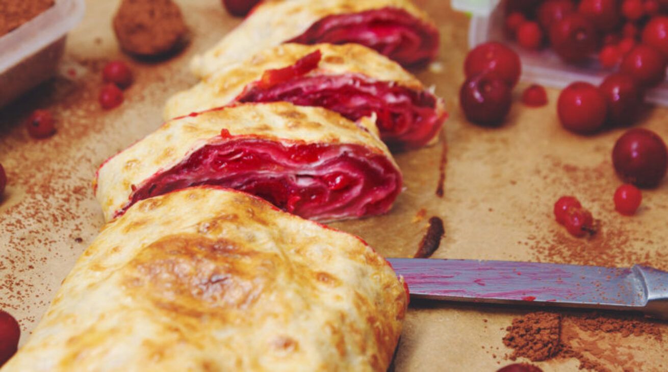 Штрудель из лаваша – это легко и вкусно Штрудель из лаваша – это легко и вкусно