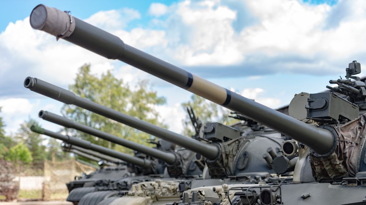 Оборонні витрати у світі