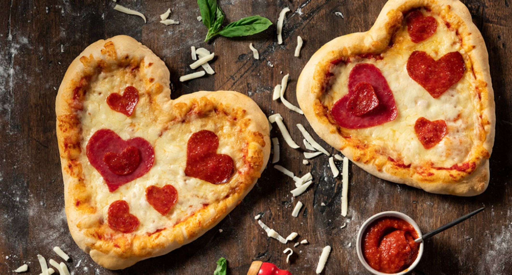 Пицца в форме сердца на День Валентина Пицца в форме сердца на День Валентина