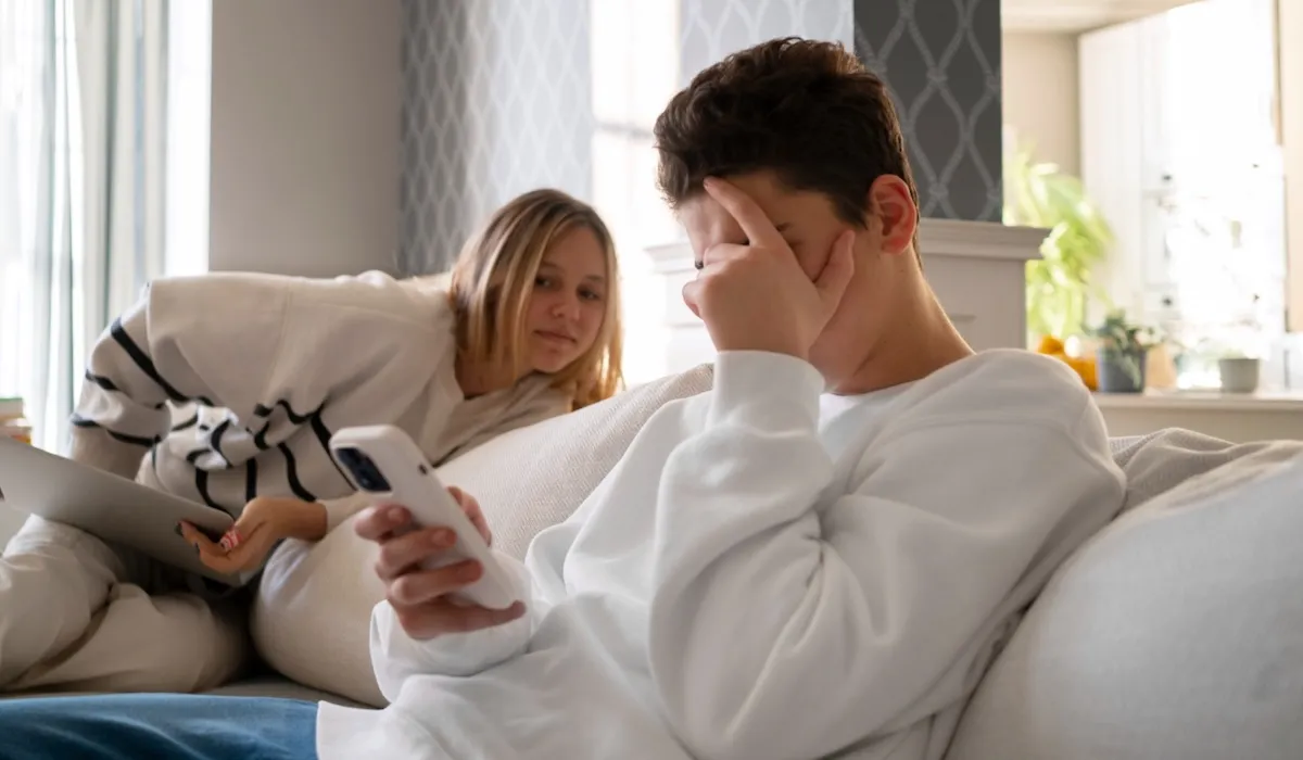 пара подозревает измену друг друга пара подозревает измену друг друга